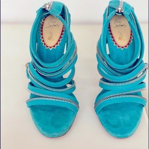 Zipper Louboutin heels